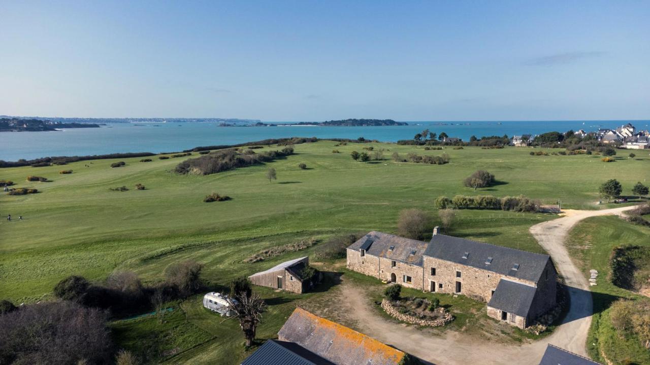 La Ferme Du Golf, Gite Atypique Et Artistique Lancieux Exterior foto