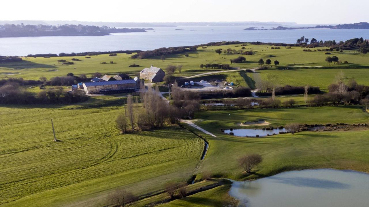 La Ferme Du Golf, Gite Atypique Et Artistique Lancieux Exterior foto